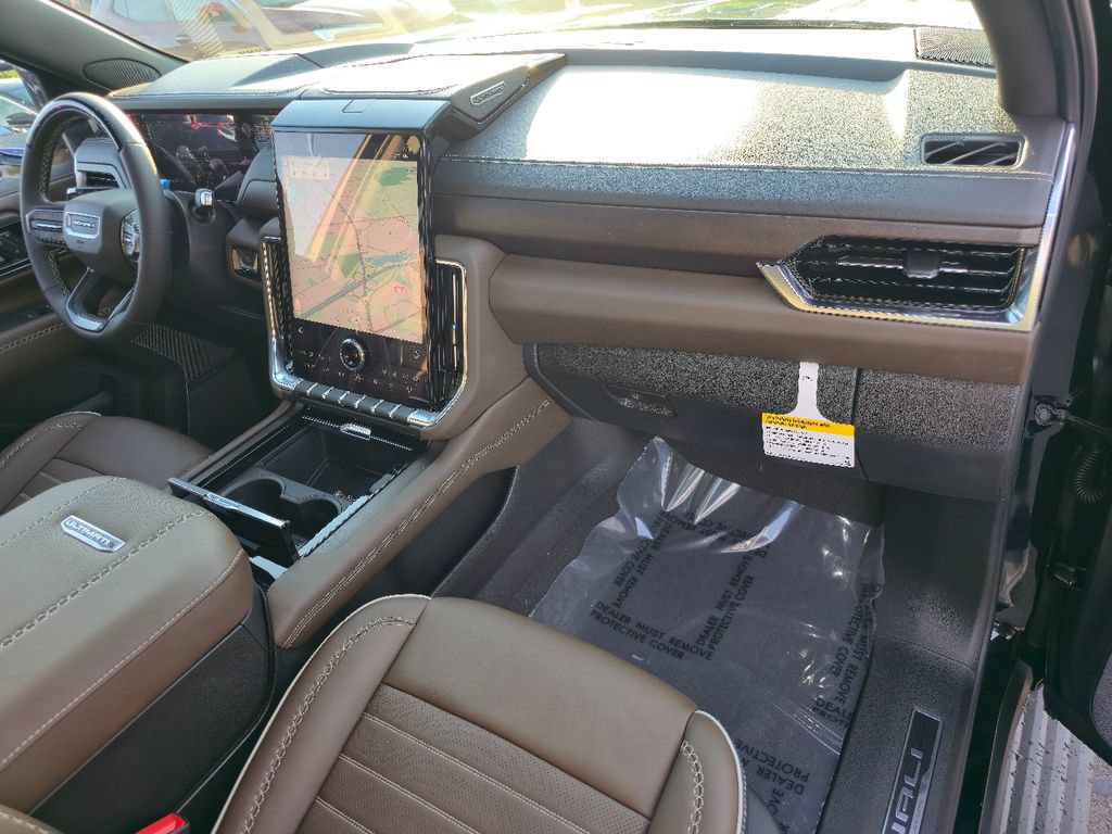 New 2026 GMC Yukon XL Denali Ultimate AWD/4WD image 32