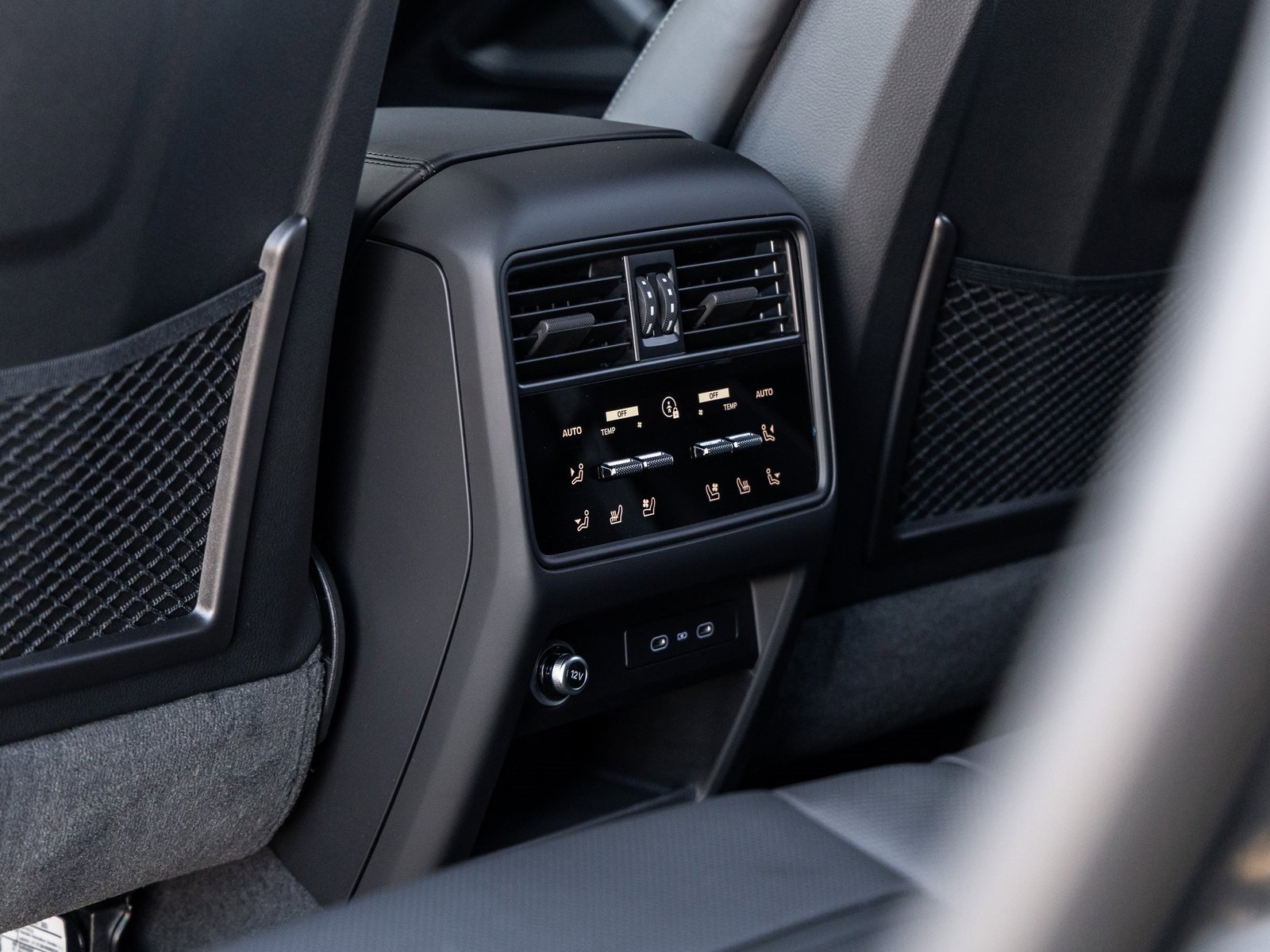 New 2026 Porsche Cayenne S image 33