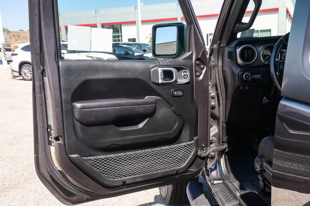Used 2020 Jeep Wrangler Sport AWD/4WD image 28