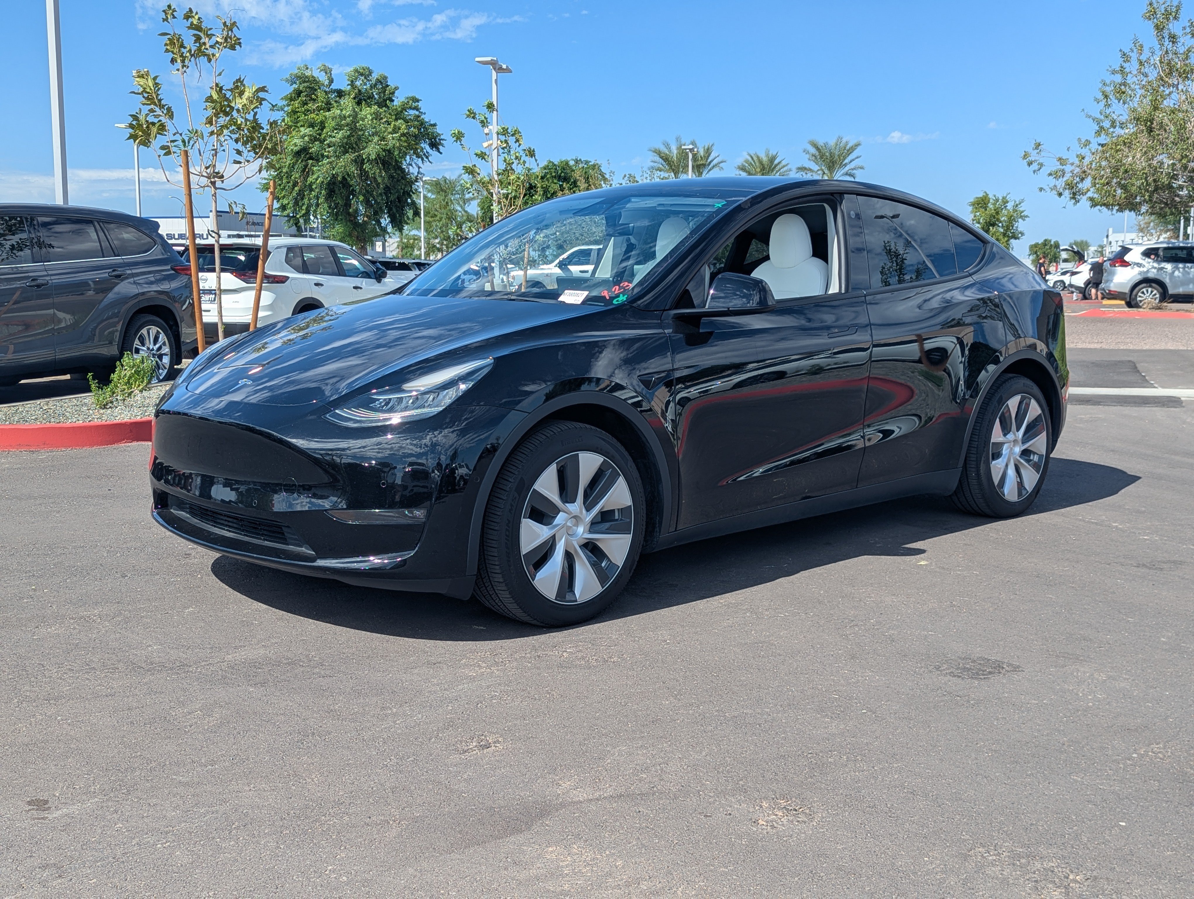 Used 2022 Tesla Model Y Long Range AWD/4WD image 7