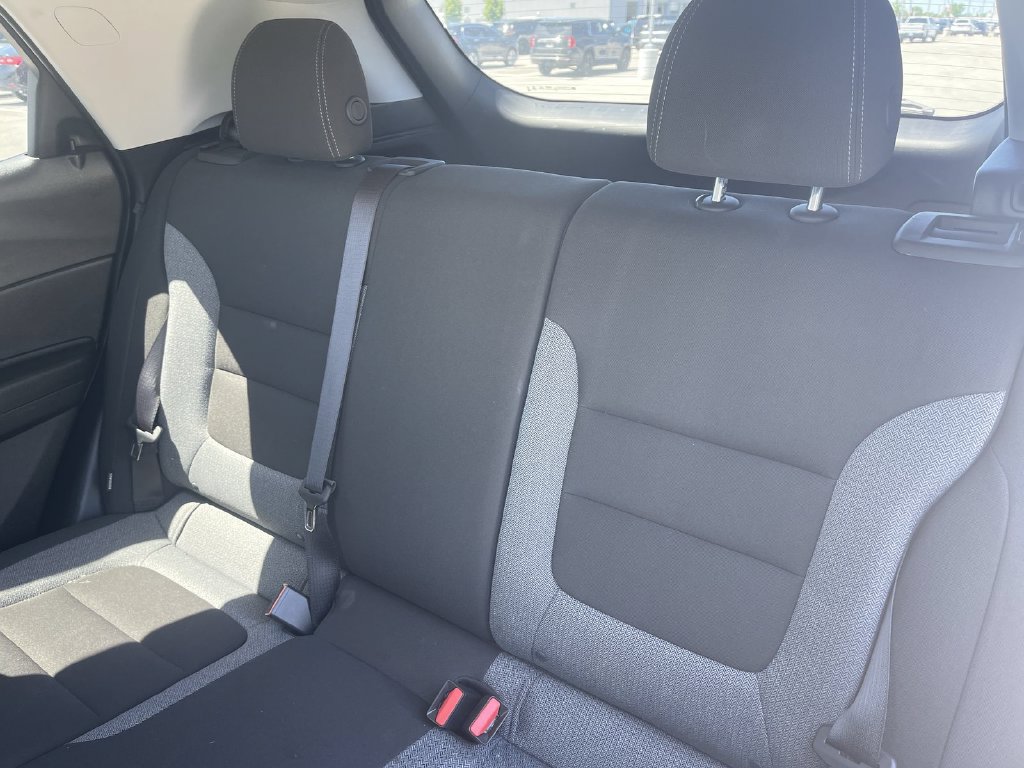 Used 2025 Chevrolet TrailBlazer LT AWD/4WD image 35