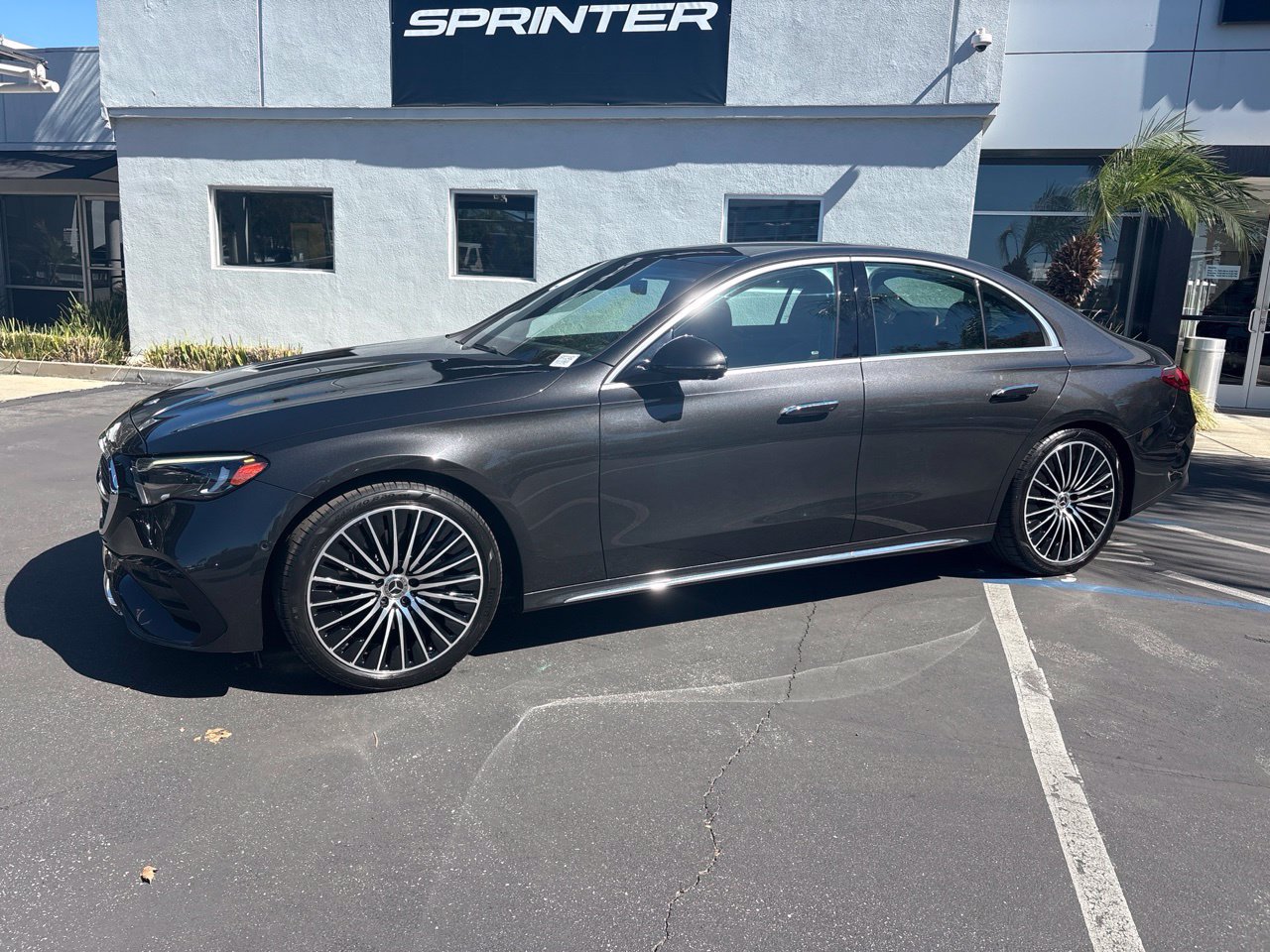 Certified 2024 Mercedes-Benz E 350 4MATIC Sedan image 2