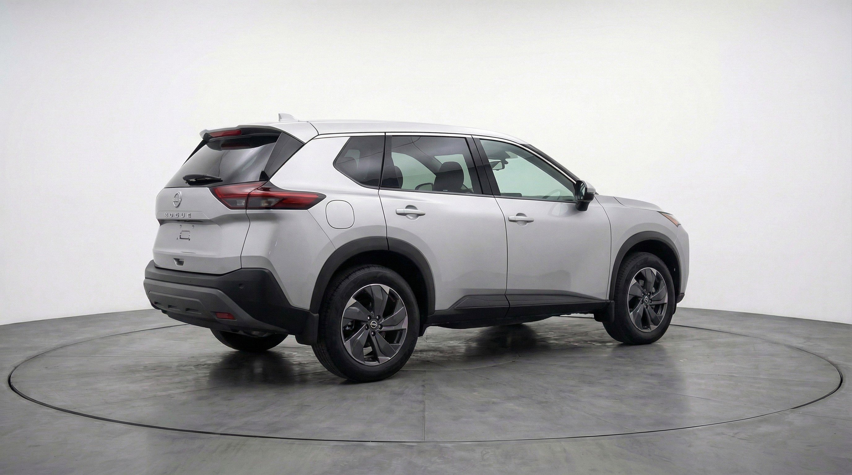 Used 2025 Nissan Rogue SV image 9