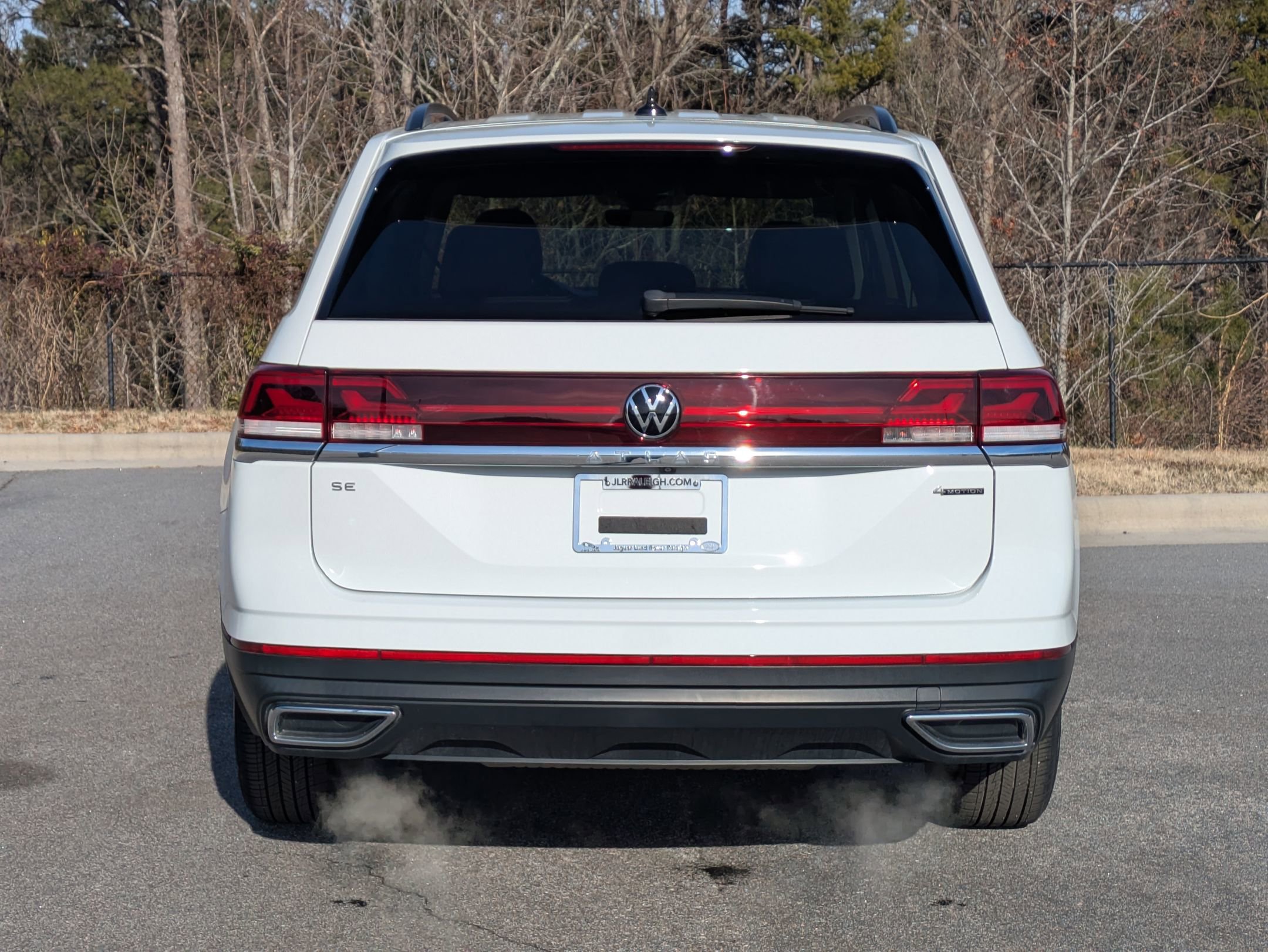 Used 2024 Volkswagen Atlas SE image 6