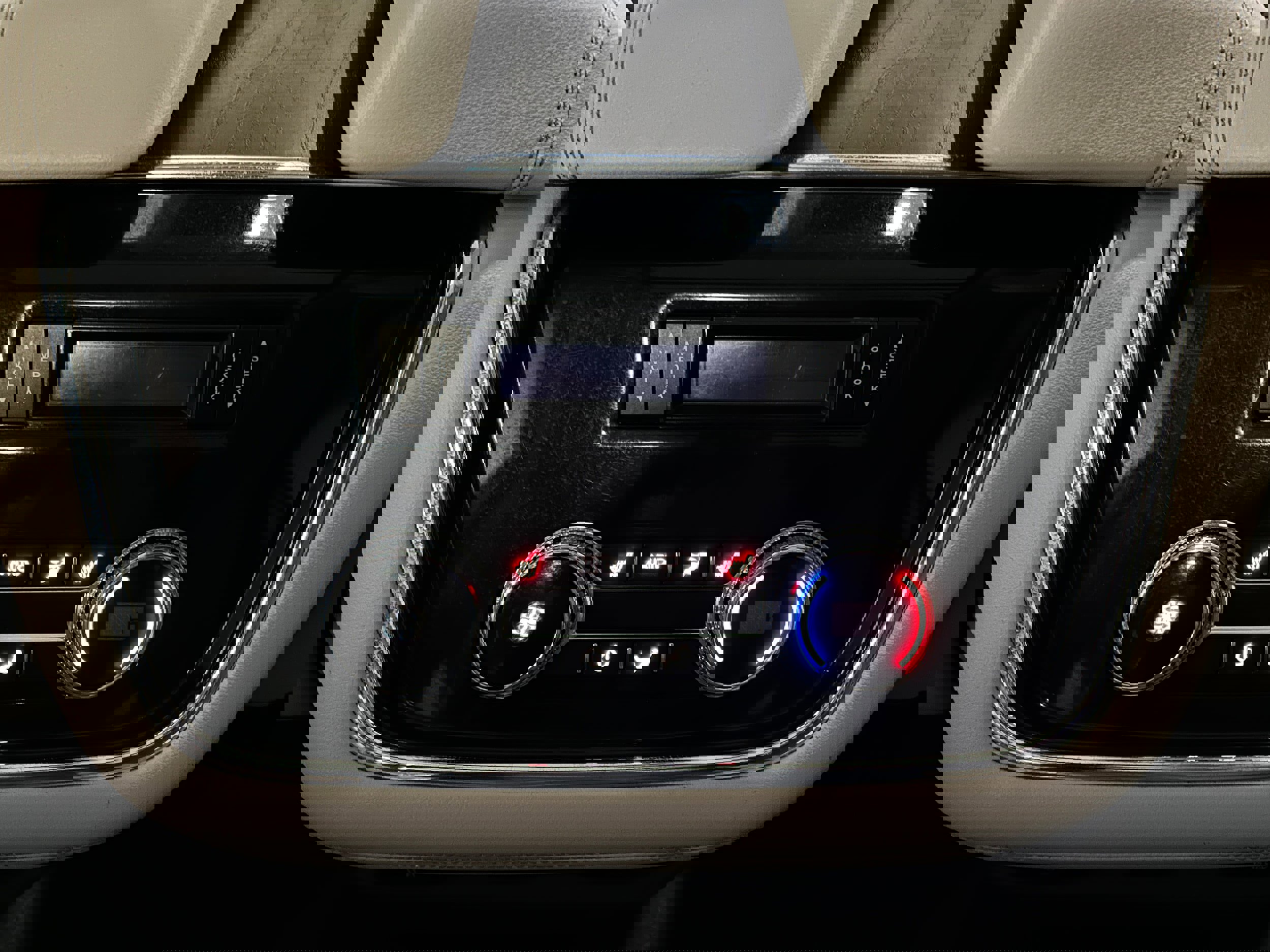 Used 2021 Lincoln Navigator L Reserve w/ Luxury Package image 29