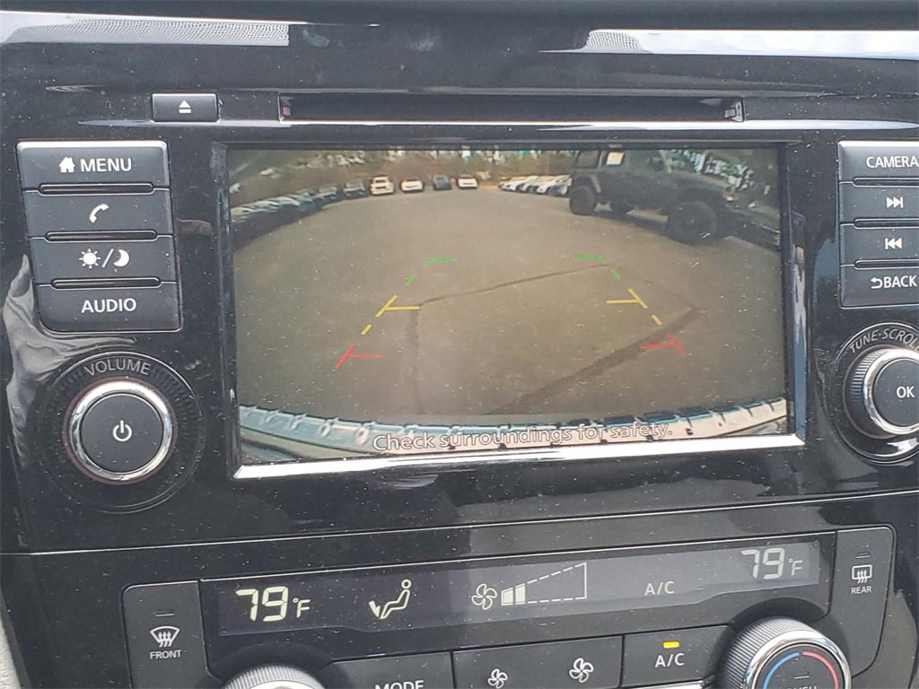 Used 2022 Nissan Rogue Sport SV image 31