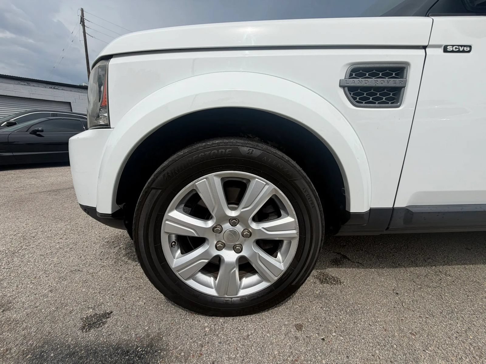 Used 2014 Land Rover LR4 HSE AWD/4WD image 39