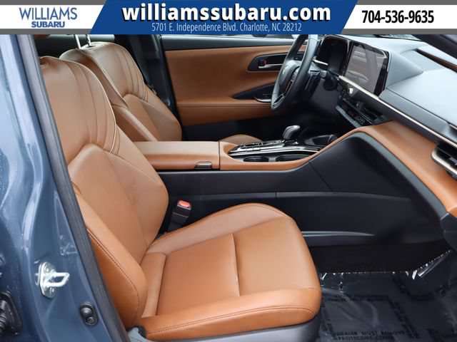 Used 2025 Toyota Crown Signia AWD/4WD image 35