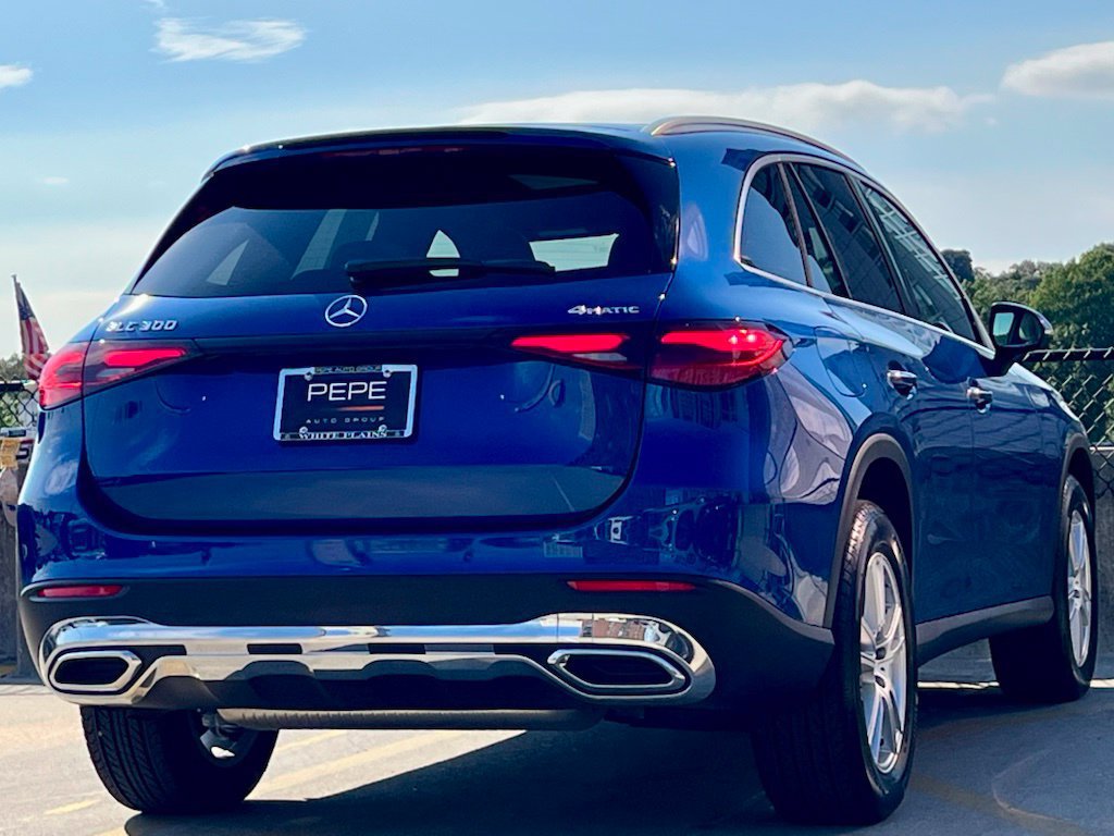 Certified 2026 Mercedes-Benz GLC 300 4MATIC image 7