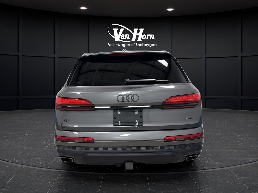 Used 2025 Audi Q7 2.0T Premium w/ Convenience Plus Package AWD/4WD image 6