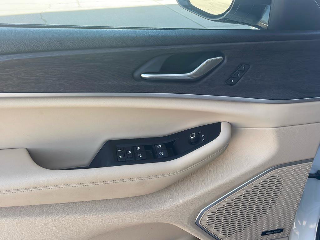 Used 2022 Jeep Grand Cherokee Limited AWD/4WD image 19