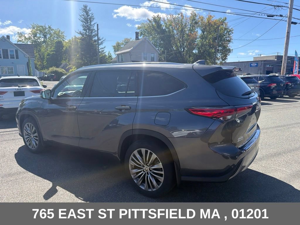 Used 2021 Toyota Highlander Platinum AWD/4WD image 5