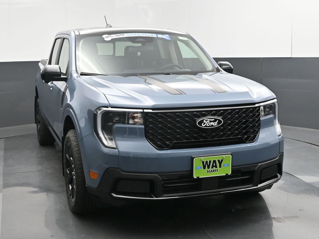 New 2025 Ford Maverick Lariat w/ Black Appearance Package image 9