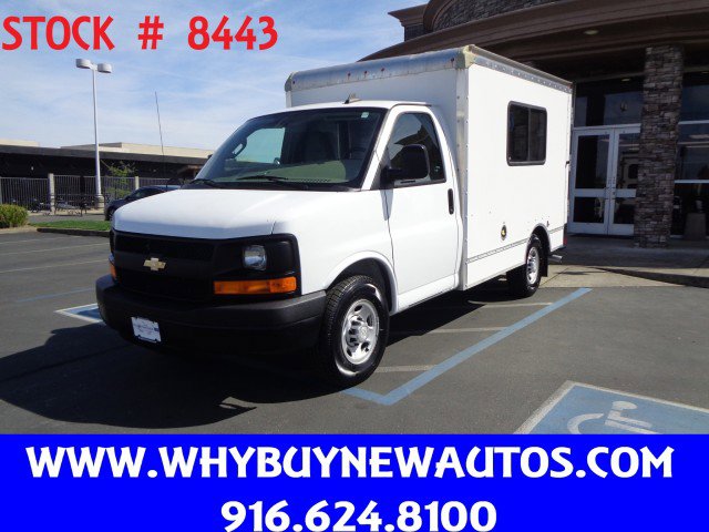 Used 2016 Chevrolet Express 3500 image 1