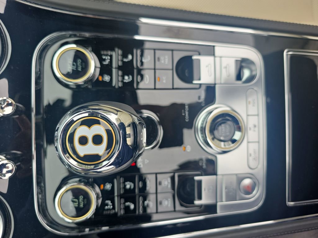 Used 2020 Bentley Continental GT image 38
