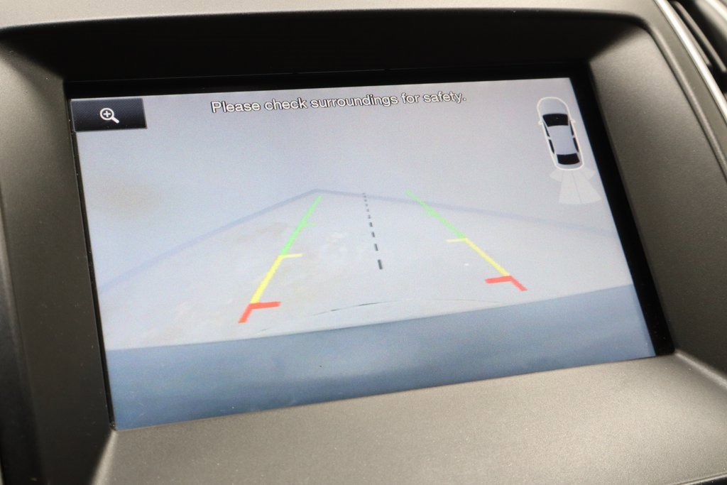 Used 2015 Ford Edge SEL w/ Equipment Group 201A image 3