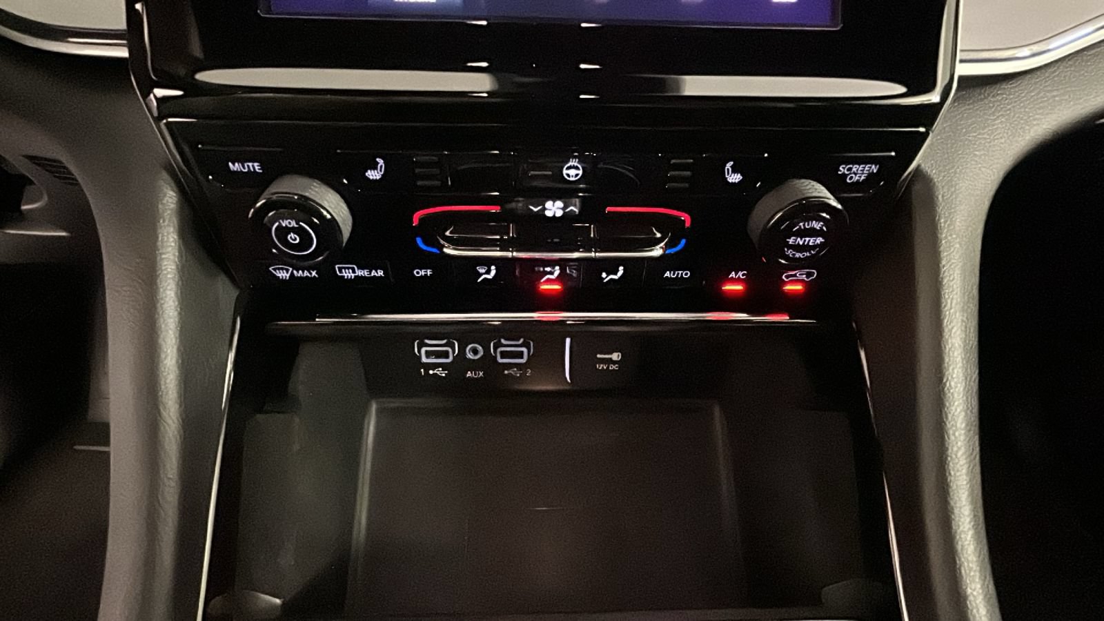 Used 2021 Jeep Grand Cherokee L Laredo AWD/4WD image 26