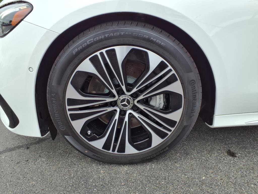 New 2025 Mercedes-Benz E 450 4MATIC Sedan image 10
