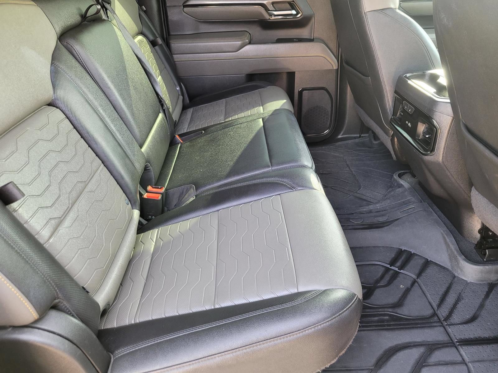 Used 2022 Chevrolet Silverado 1500 ZR2 w/ Technology Package AWD/4WD image 13