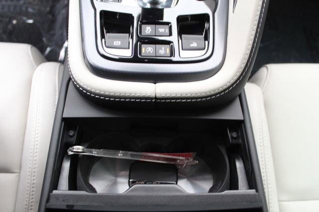 Used 2024 Jaguar F-TYPE R-Dynamic image 16