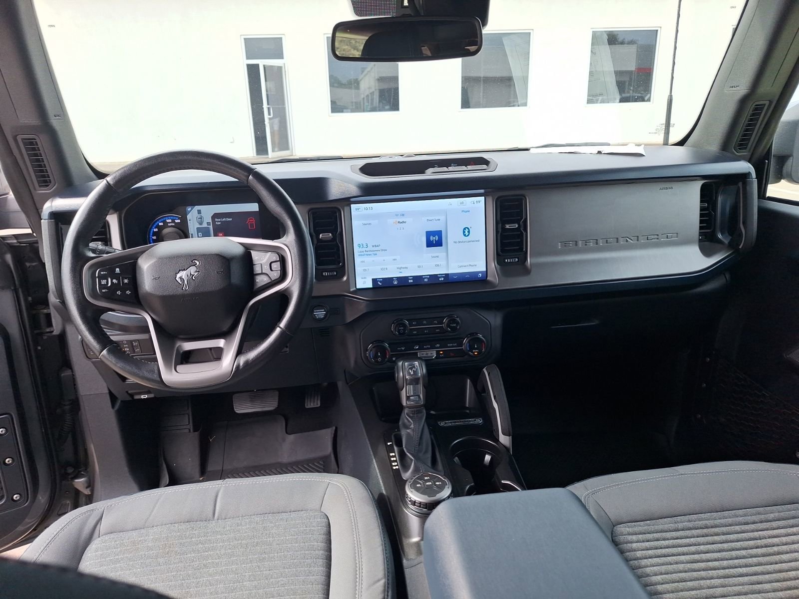 Used 2022 Ford Bronco Outer Banks image 19