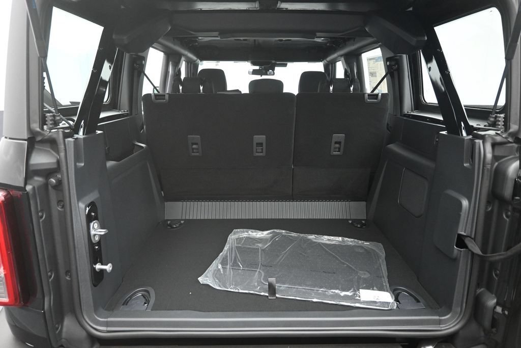 New 2026 Ford Bronco 4-Door AWD/4WD image 10