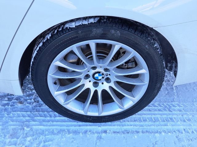 Used 2014 BMW 750Li xDrive image 31