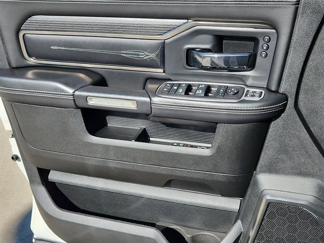 Used 2023 RAM 3500 Limited image 7