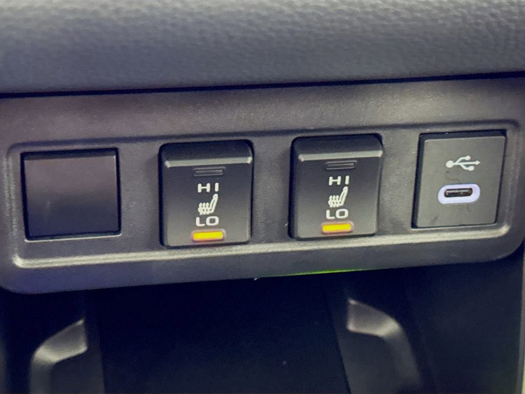 Certified 2025 Toyota Corolla Cross XLE image 18