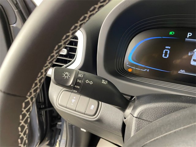 New 2025 Hyundai Venue Limited image 11