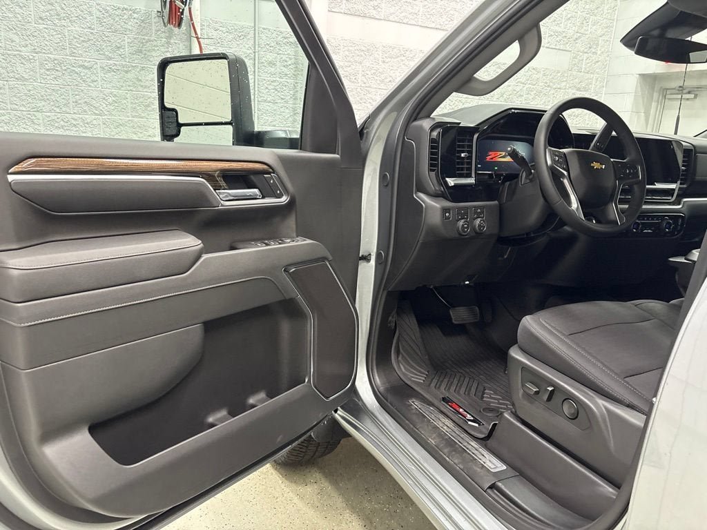 New 2026 Chevrolet Silverado 2500 LT AWD/4WD image 15