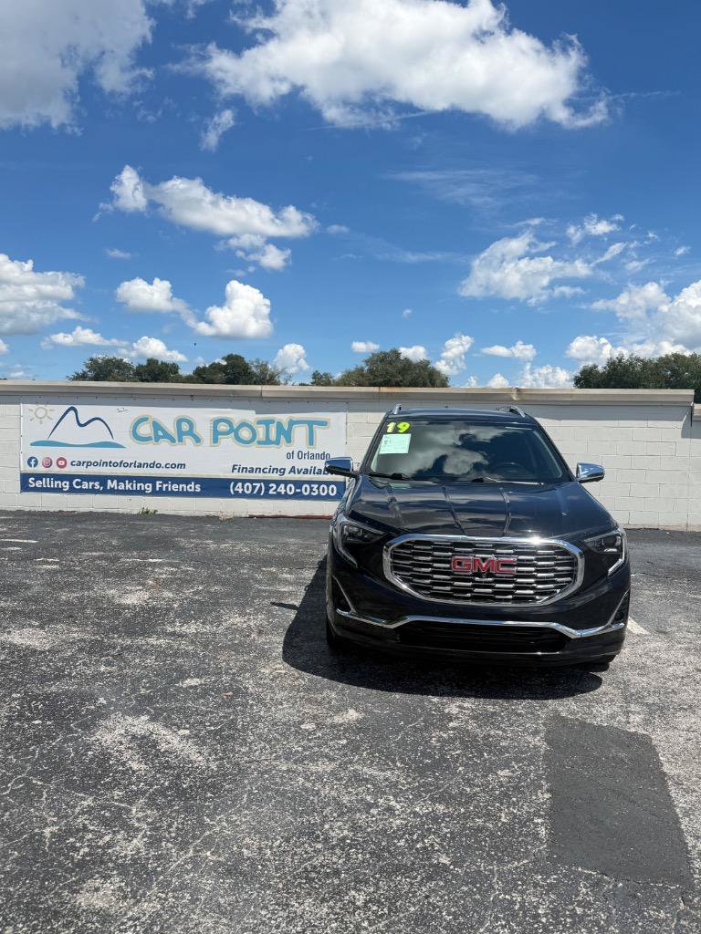 Used 2019 GMC Terrain Denali w/ Advanced Safety Package FWD image 1