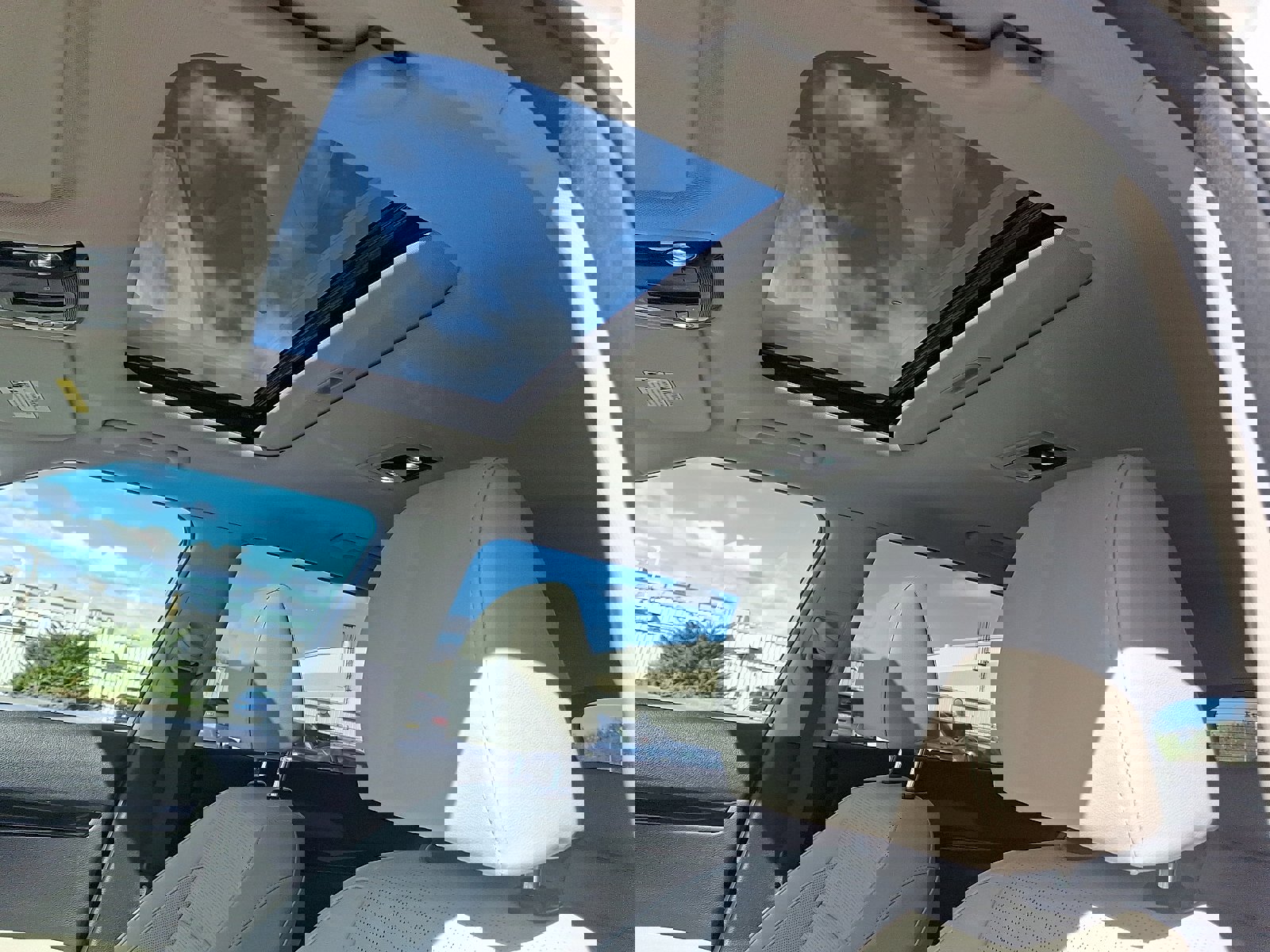 Used 2021 Kia Seltos EX image 13