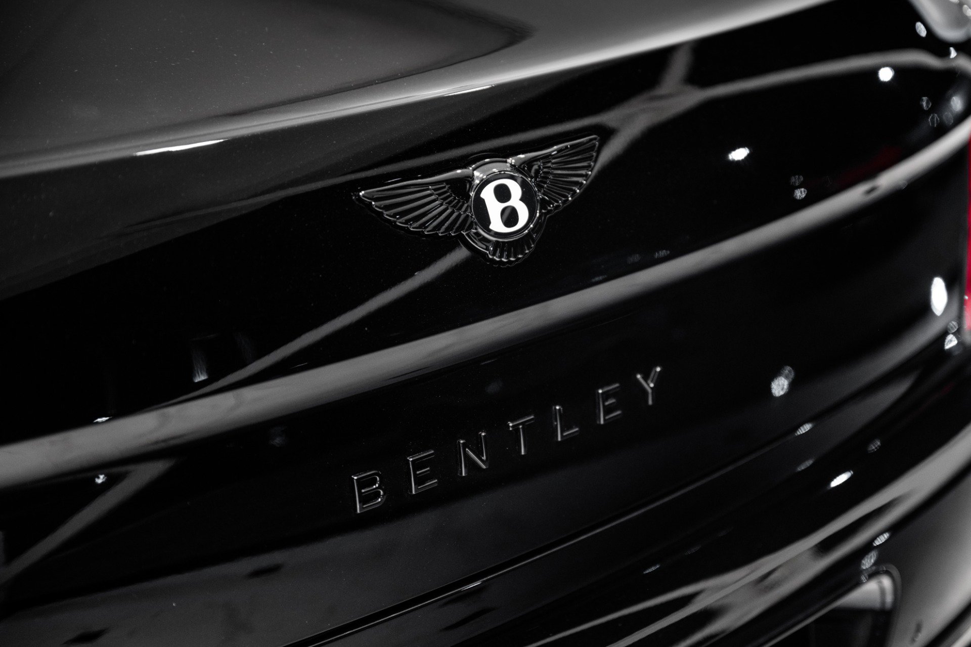 New 2026 Bentley Flying Spur Plug-In Hybrid image 15