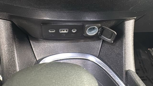 Used 2024 Chevrolet Malibu LT FWD image 25