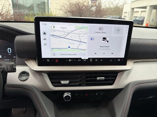 Used 2025 Ford Explorer Active w/ Active Comfort Package image 9