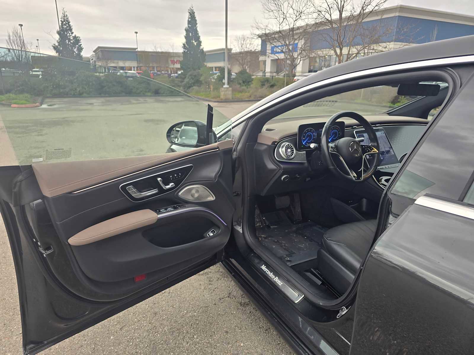 Used 2022 Mercedes-Benz EQS 450+ Sedan image 21