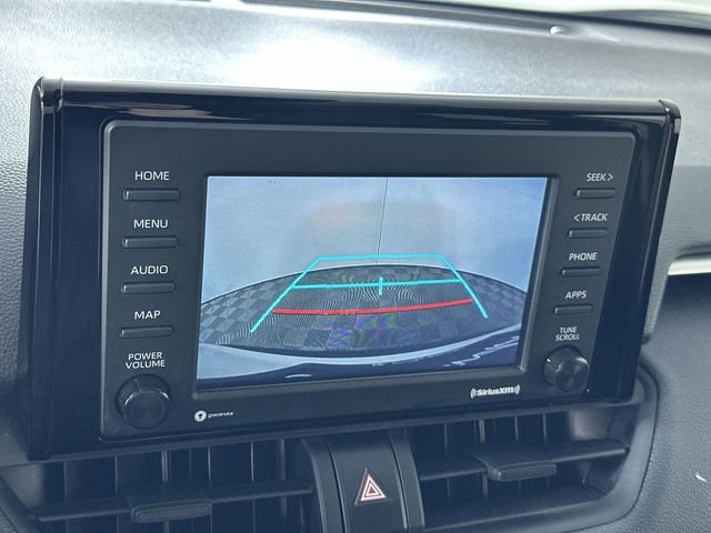 Used 2022 Toyota RAV4 LE AWD/4WD image 15