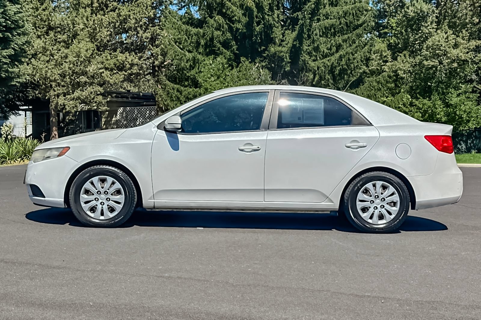 Used 2012 Kia Forte EX FWD image 8