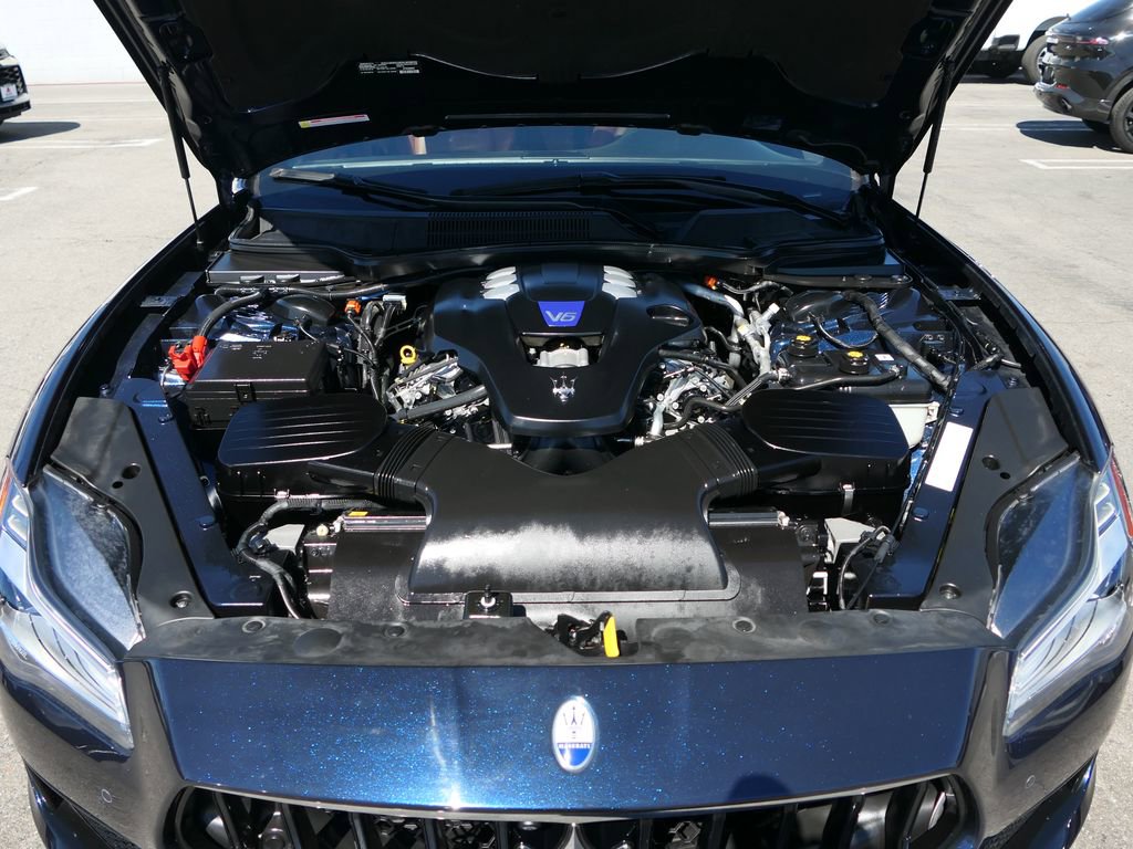 Used 2023 Maserati Quattroporte Modena image 27