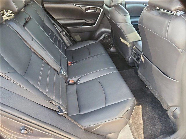 Used 2021 Toyota RAV4 XLE Premium FWD image 27