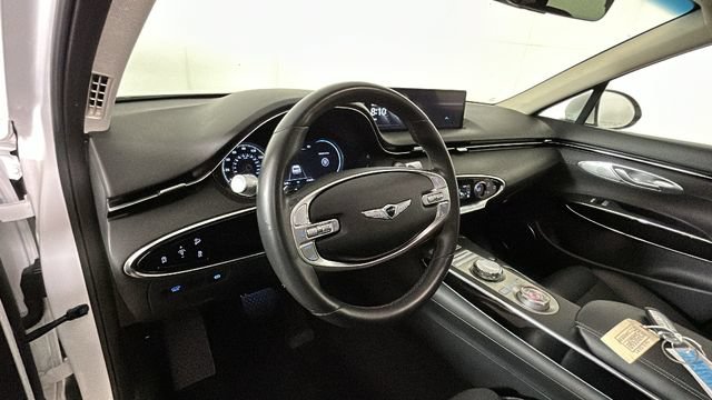 Used 2025 Genesis GV70 2.5T AWD/4WD image 13