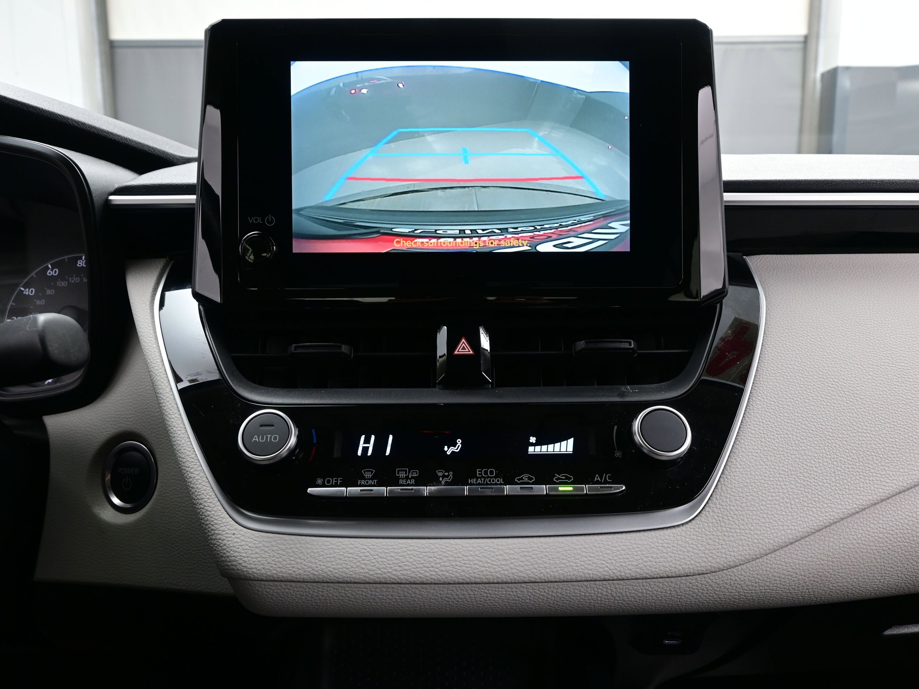 Used 2024 Toyota Corolla LE image 16