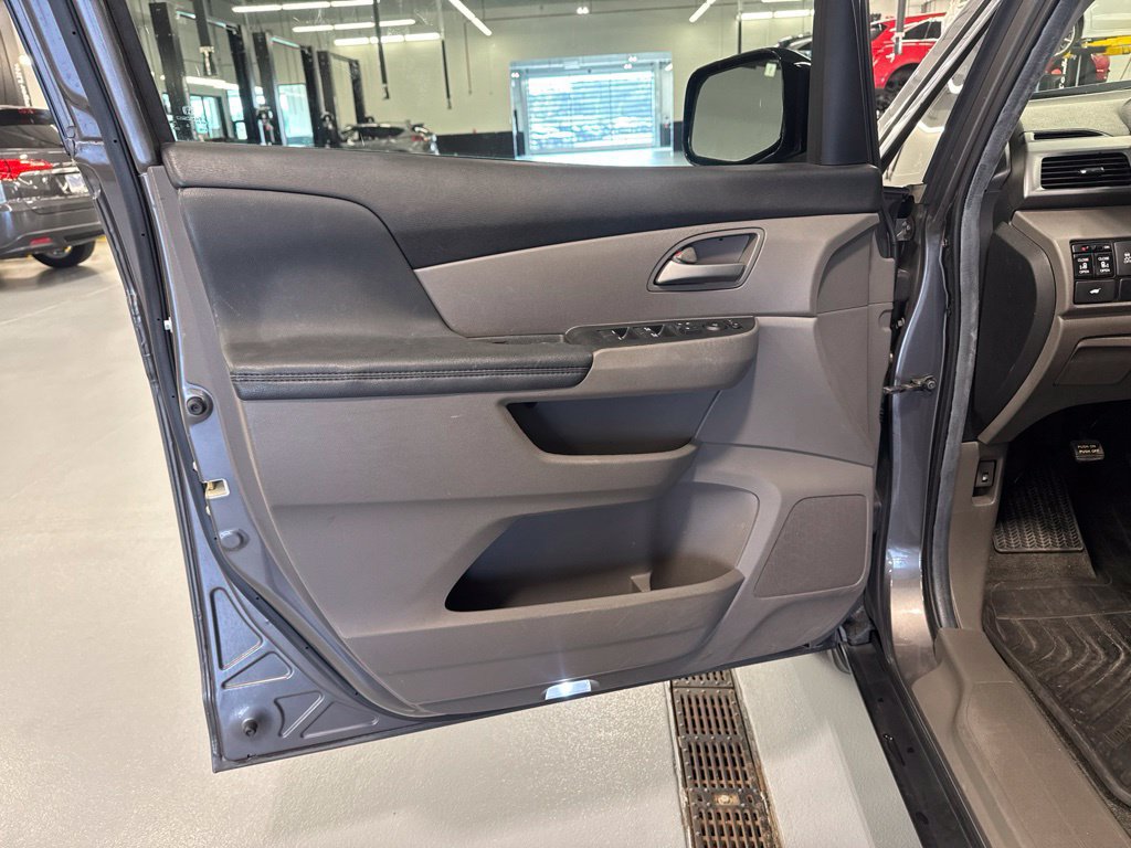 Used 2012 Honda Odyssey EX-L image 11