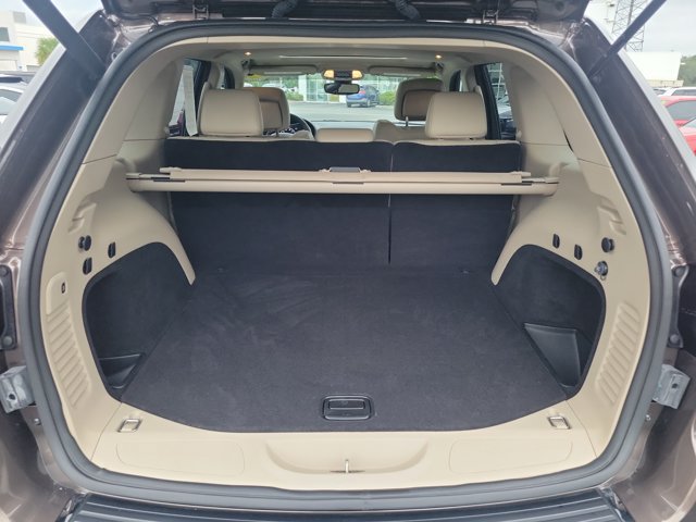 Used 2020 Jeep Grand Cherokee Limited RWD image 12