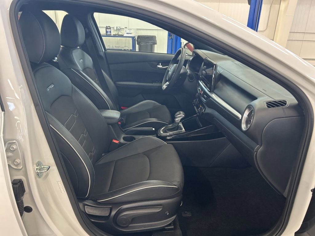 Used 2023 Kia Forte GT-Line image 17