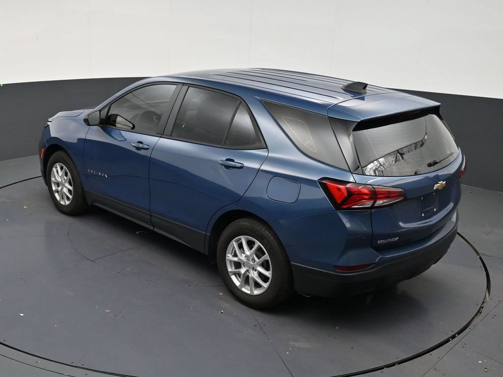 Used 2024 Chevrolet Equinox LS FWD image 14
