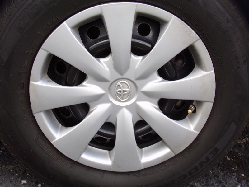 Used 2012 Toyota Corolla L image 12