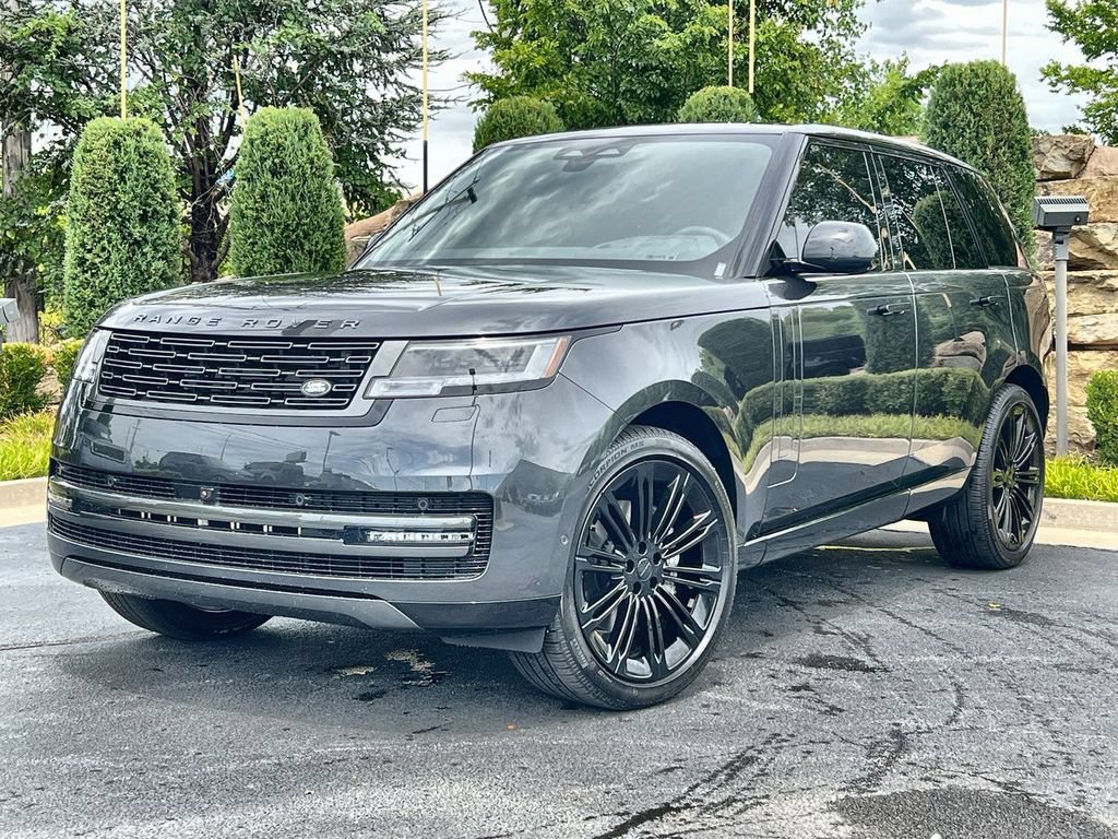 New 2026 Land Rover Range Rover SE