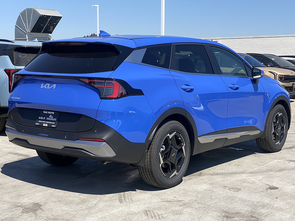 New 2026 Kia Sportage EX FWD image 3